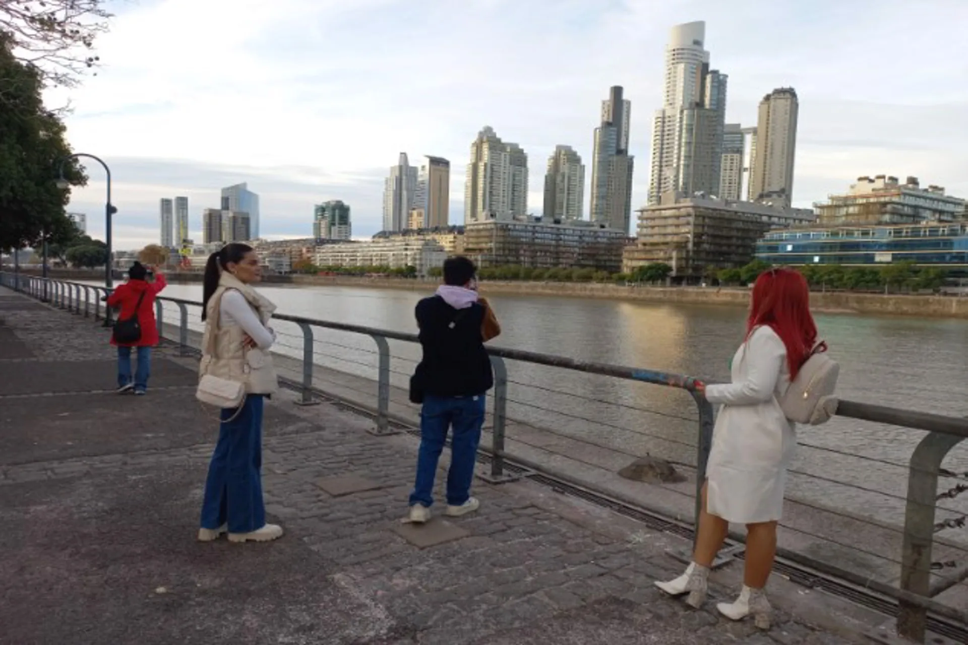 Influencers de Bolivia y Chile recorren Buenos Aires