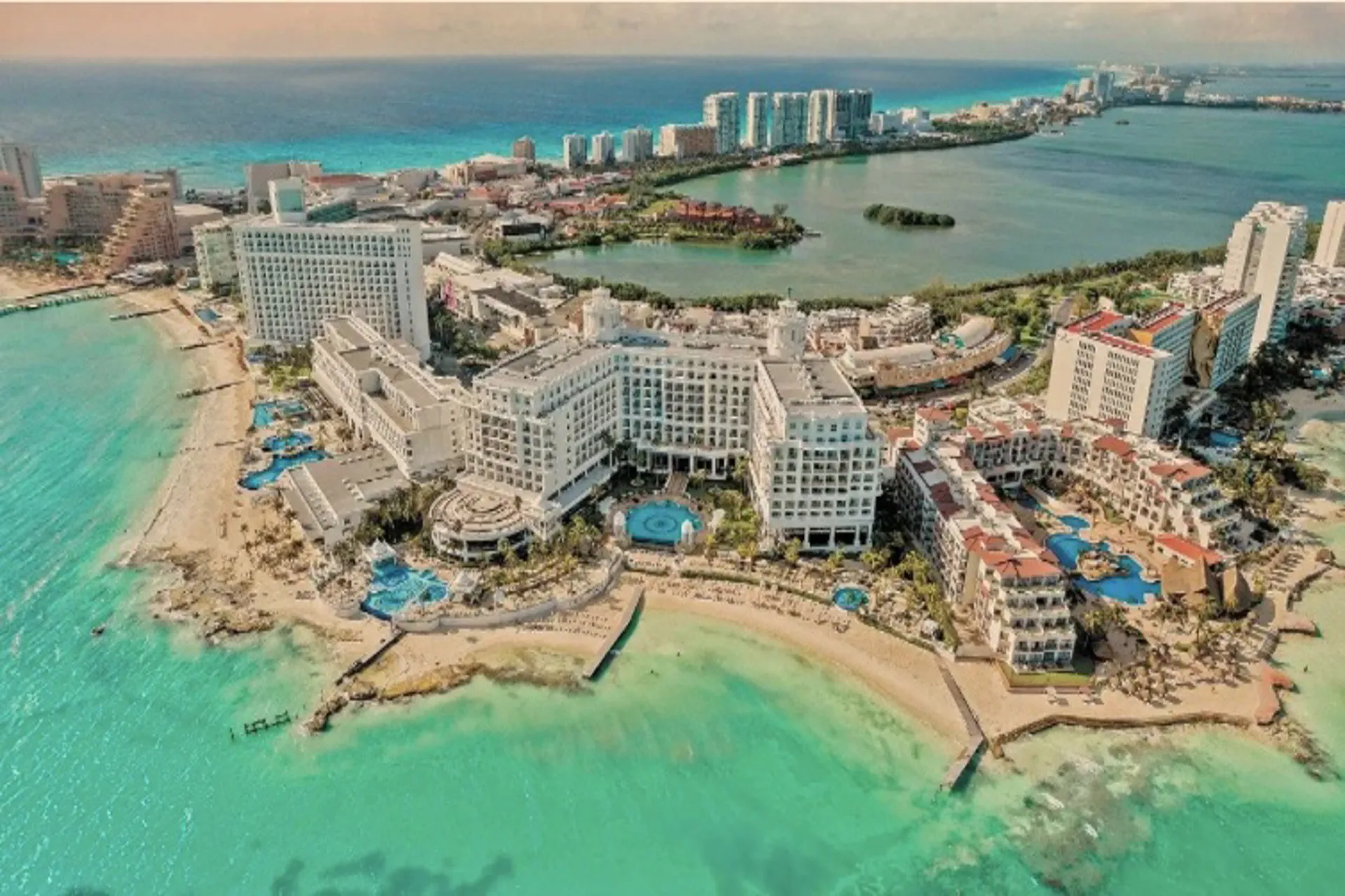 Mexico: en Abril se detuvo la recuperación turística según INEGI