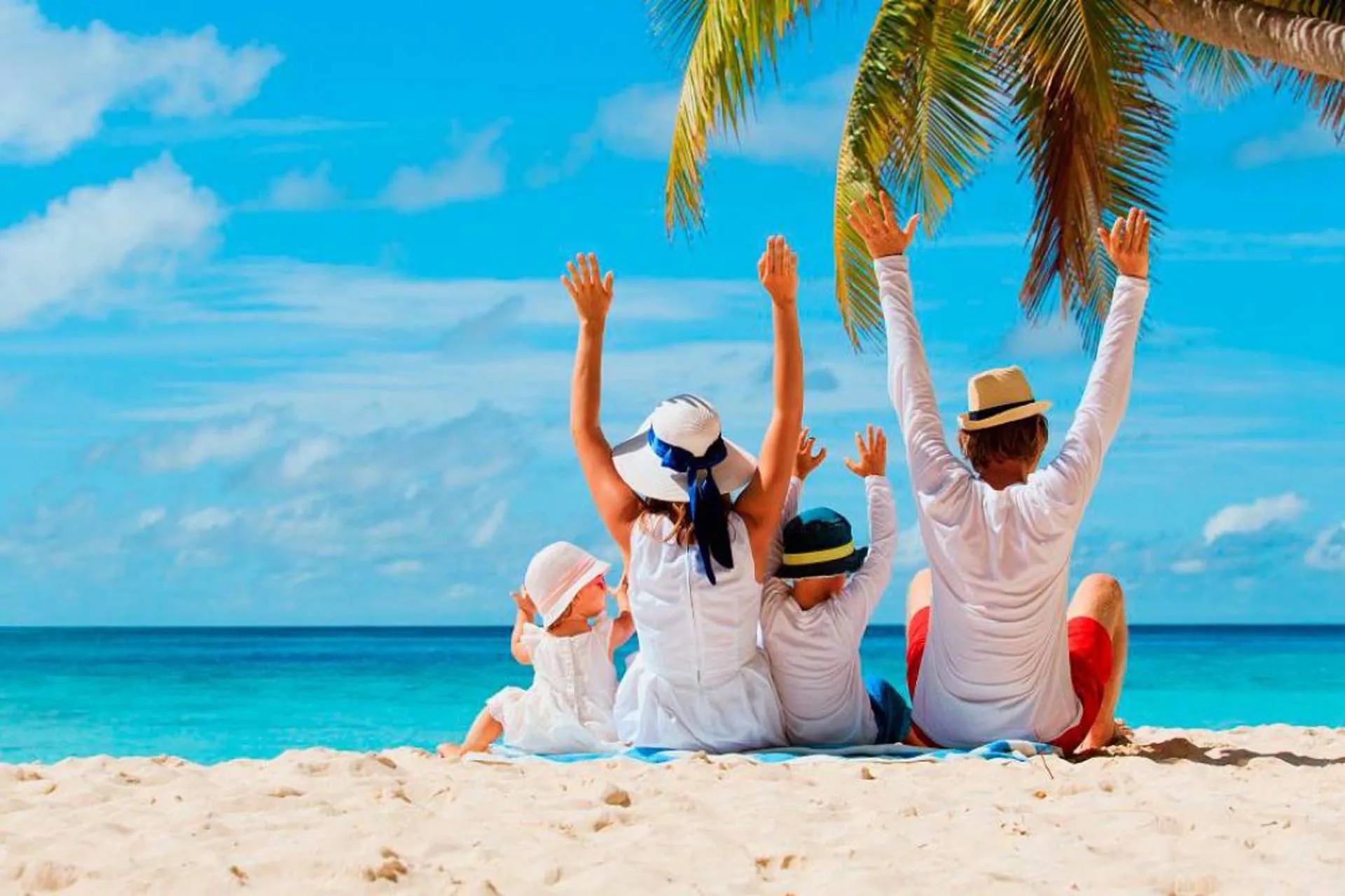 Teletrabajo, una alternativa para viajar en familia estas vacaciones Teletrabajo, una alternativa para viajar en familia estas vacaciones