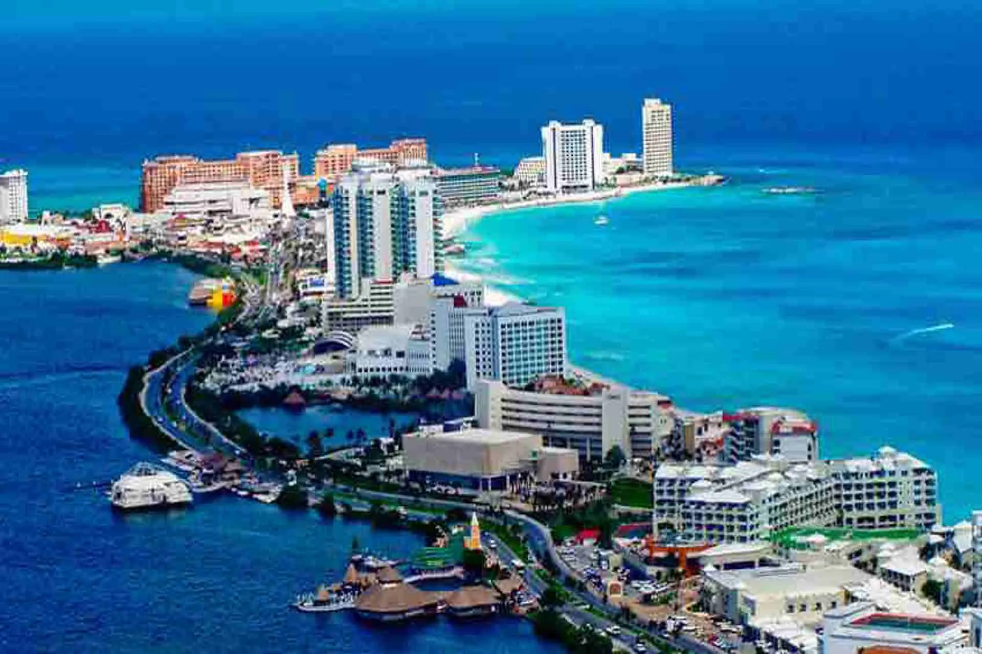 Preocupa en los hoteles de Cancún la caída de turismo americano